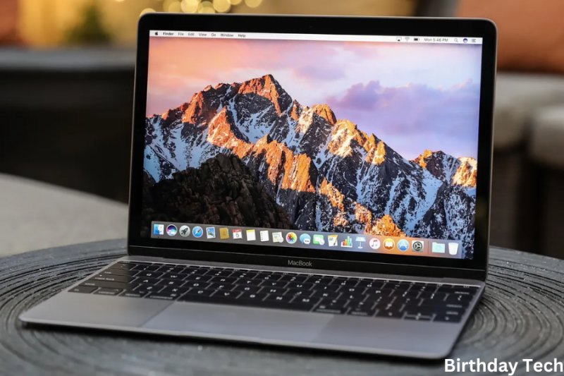 MacBook 12-inch M7 Review – Complete Specifications